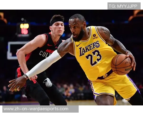 12月14日湖人与热火精彩对决高清直播全程回顾与赛后分析